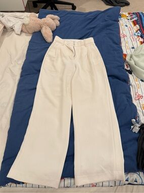 aritzia wilfred effortless pant in crepette light birch size 00
